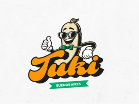 Diseño de Logo y Branding para Restaurante Tuki